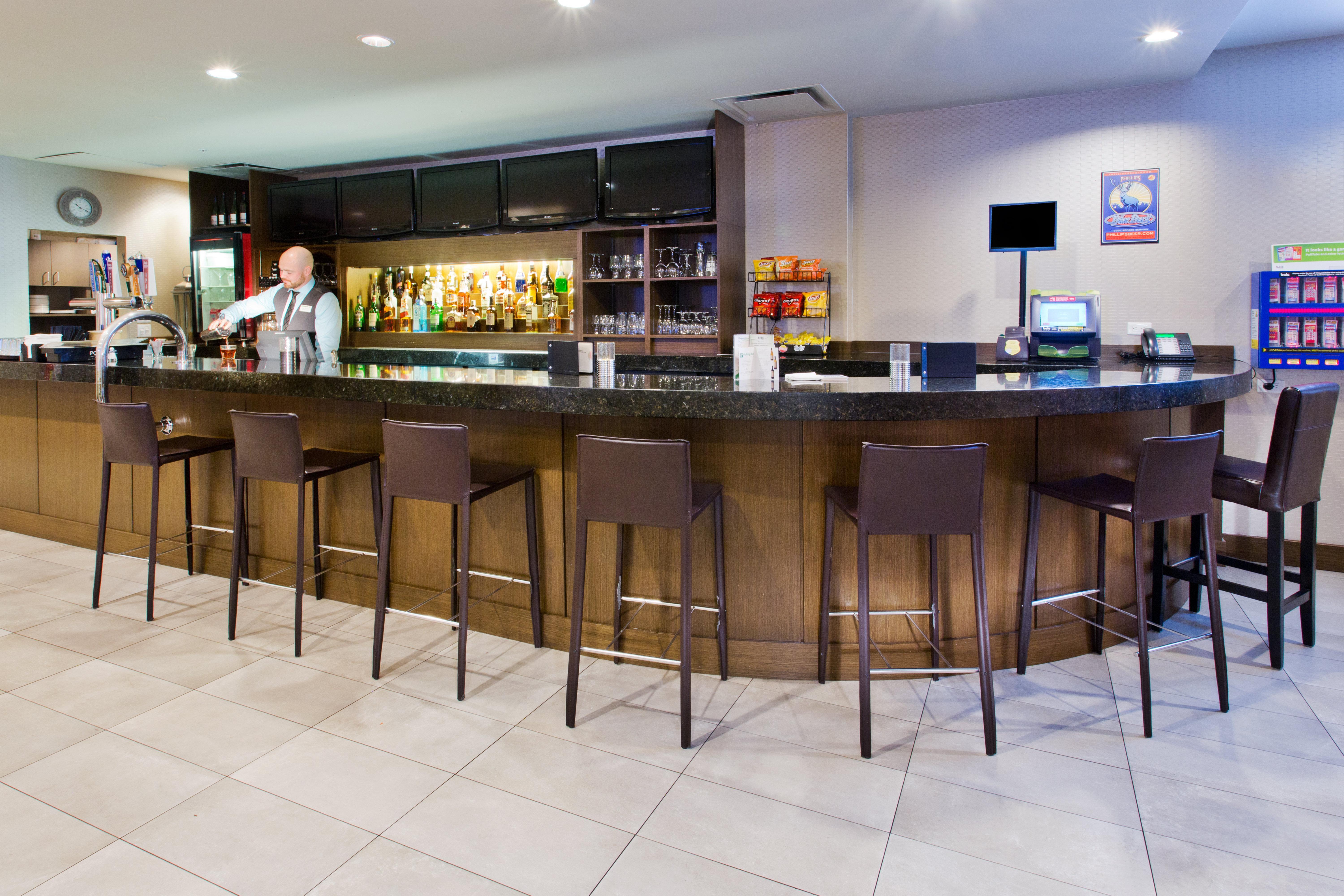 Holiday Inn Vancouver-Centre Broadway By Ihg מראה חיצוני תמונה