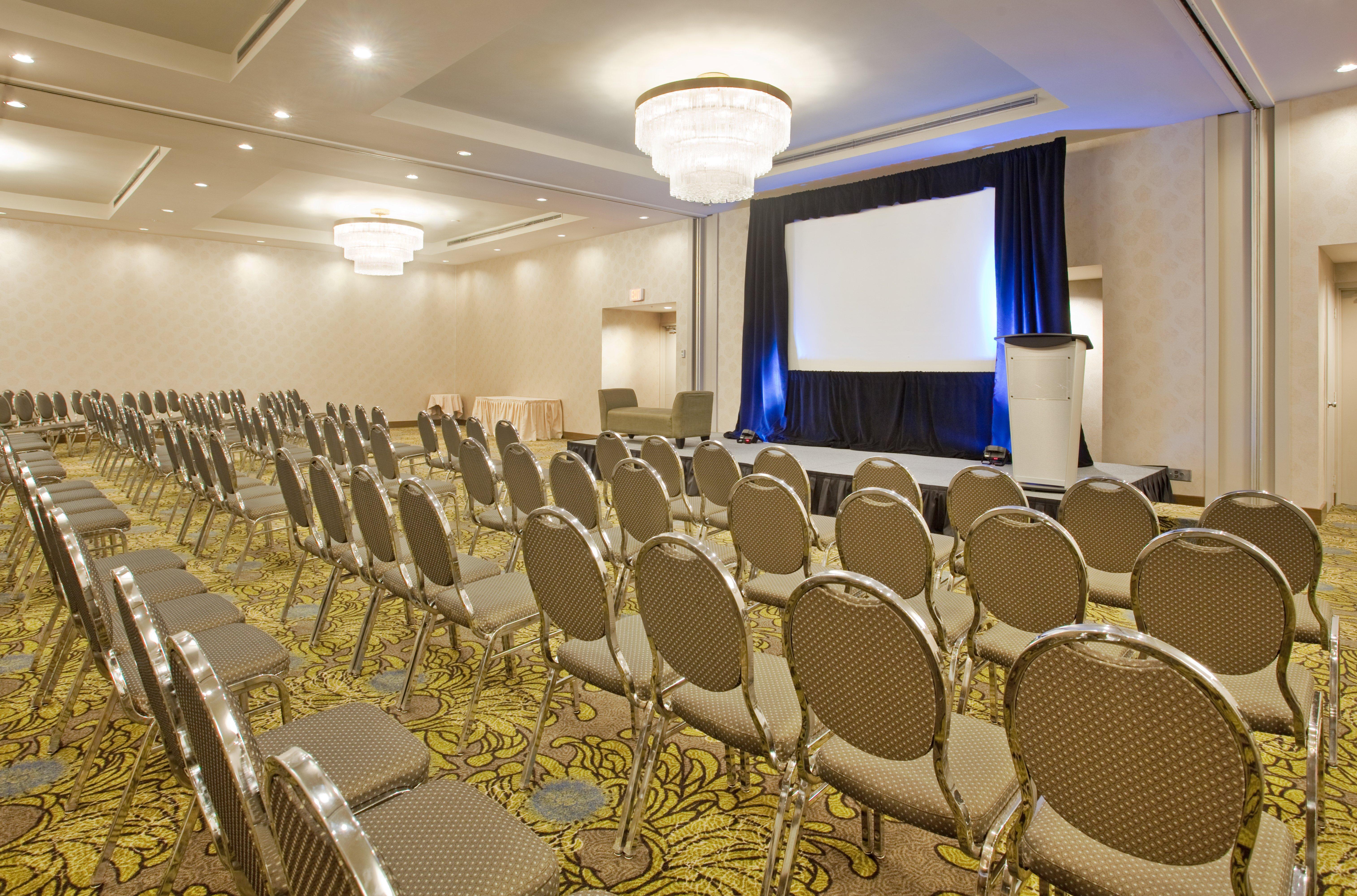 Holiday Inn Vancouver-Centre Broadway By Ihg מראה חיצוני תמונה