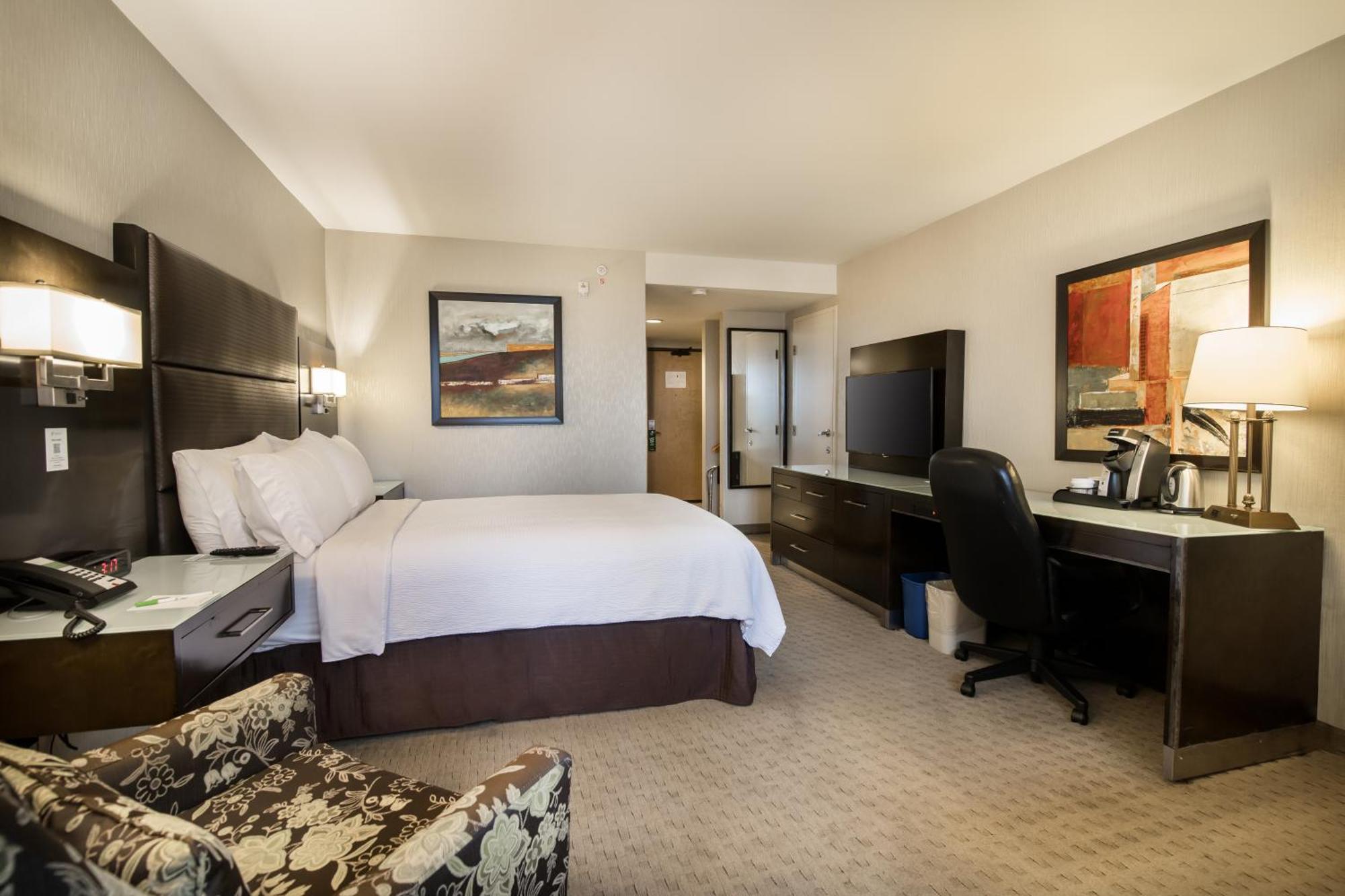 Holiday Inn Vancouver-Centre Broadway By Ihg מראה חיצוני תמונה