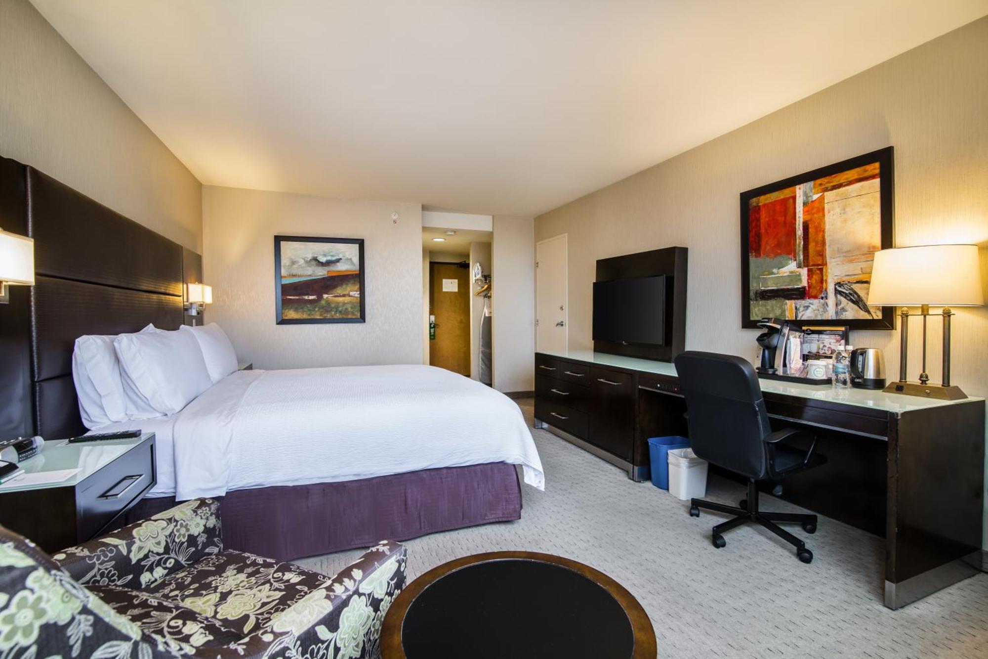 Holiday Inn Vancouver-Centre Broadway By Ihg מראה חיצוני תמונה