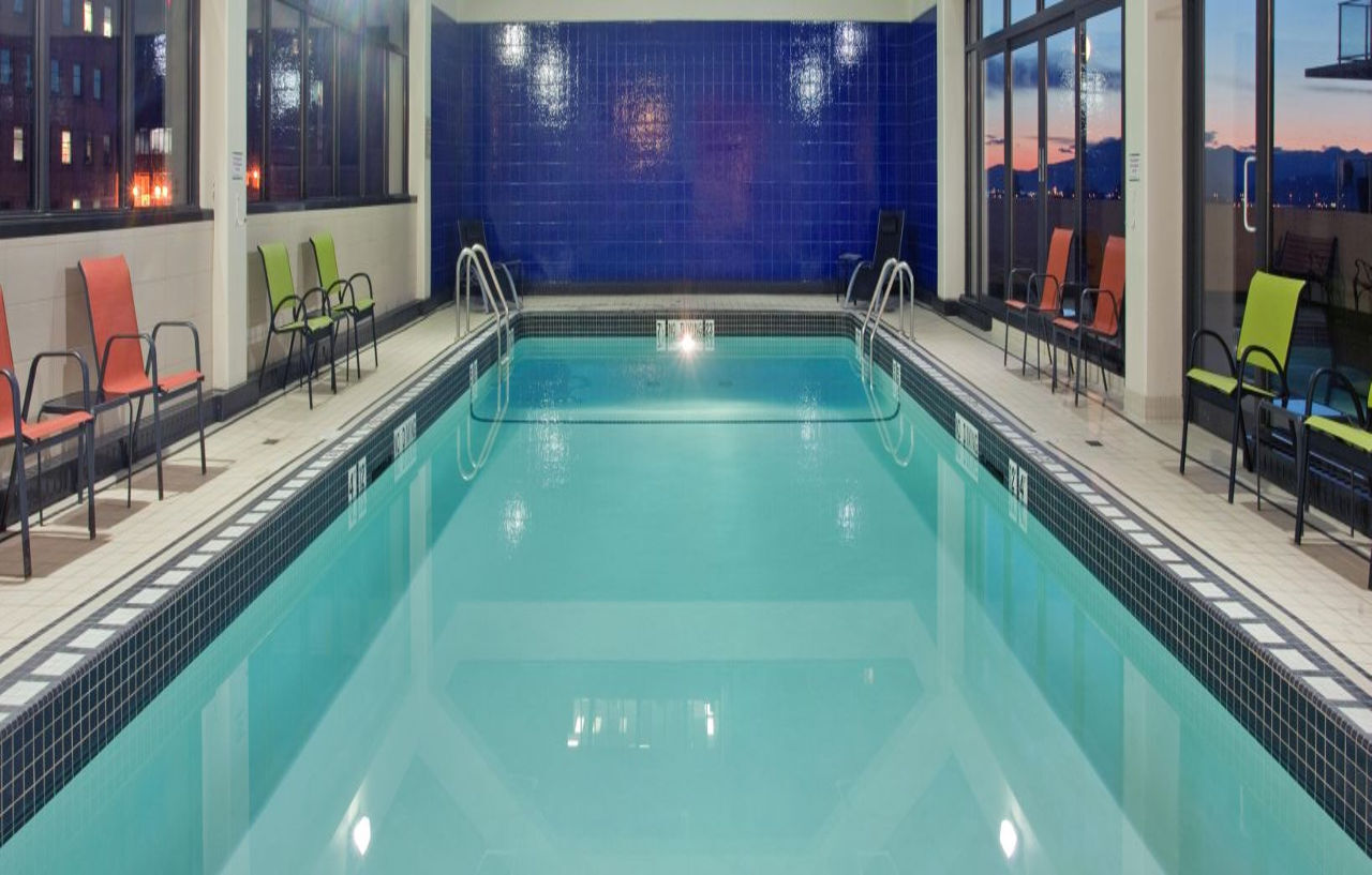 Holiday Inn Vancouver-Centre Broadway By Ihg מראה חיצוני תמונה